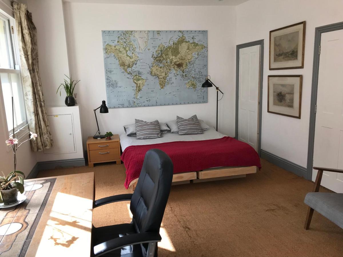 Lake Street Accommodation Оксфорд Екстериор снимка