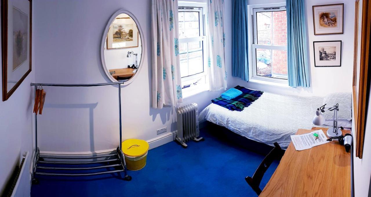 Lake Street Accommodation Оксфорд Екстериор снимка