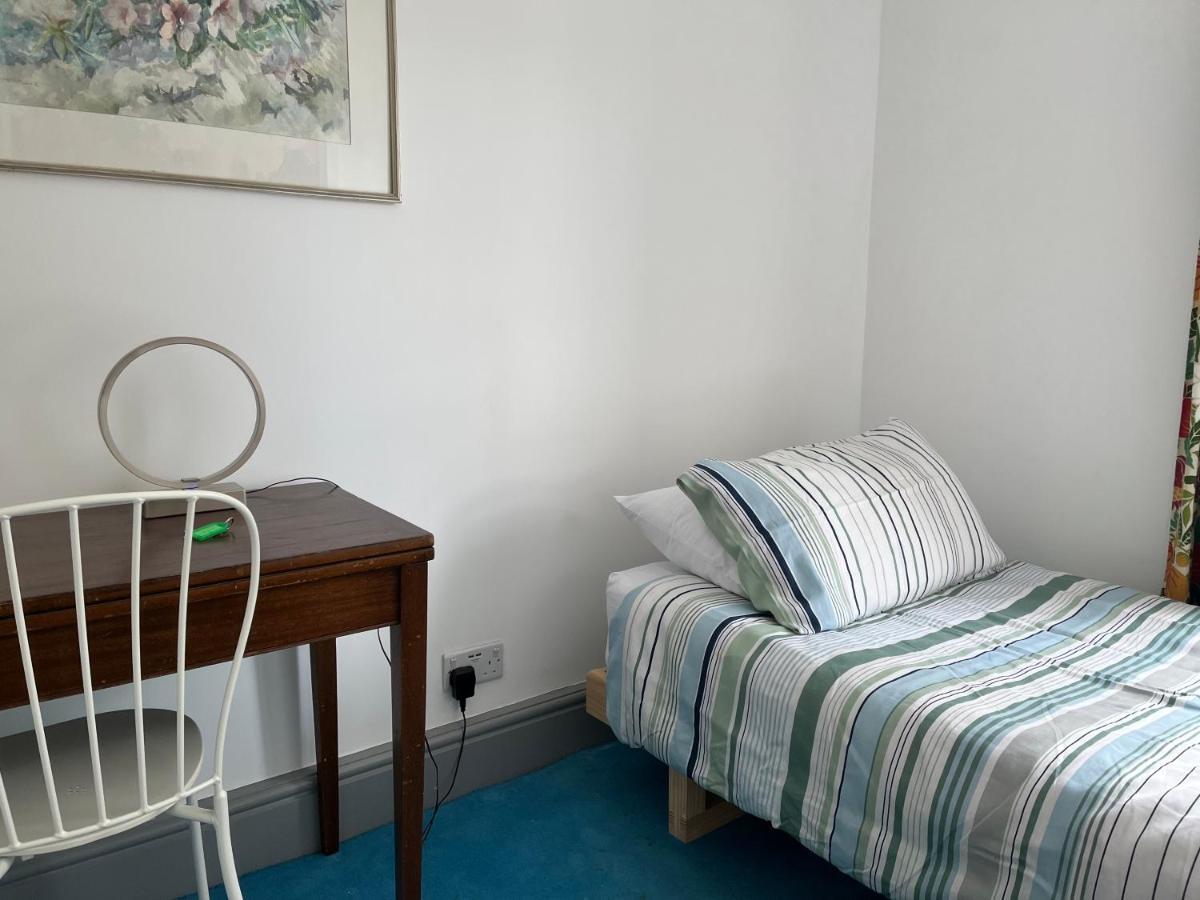 Lake Street Accommodation Оксфорд Екстериор снимка