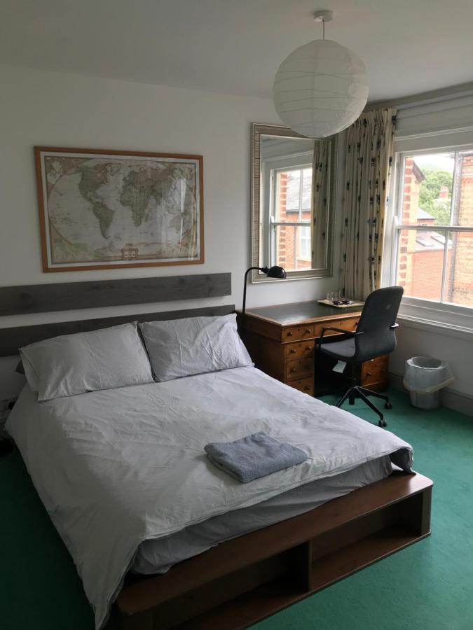 Lake Street Accommodation Оксфорд Екстериор снимка