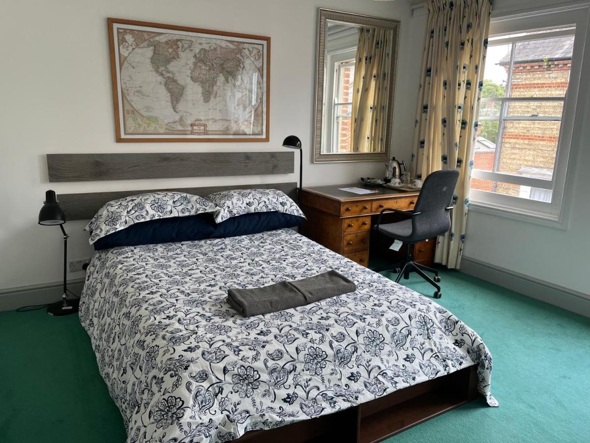 Lake Street Accommodation Оксфорд Екстериор снимка