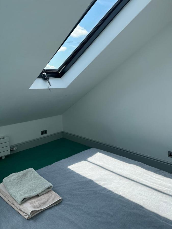 Lake Street Accommodation Оксфорд Екстериор снимка